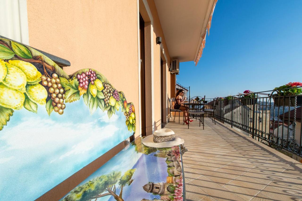 Donna Sofi Holiday House Agerola Buitenkant foto